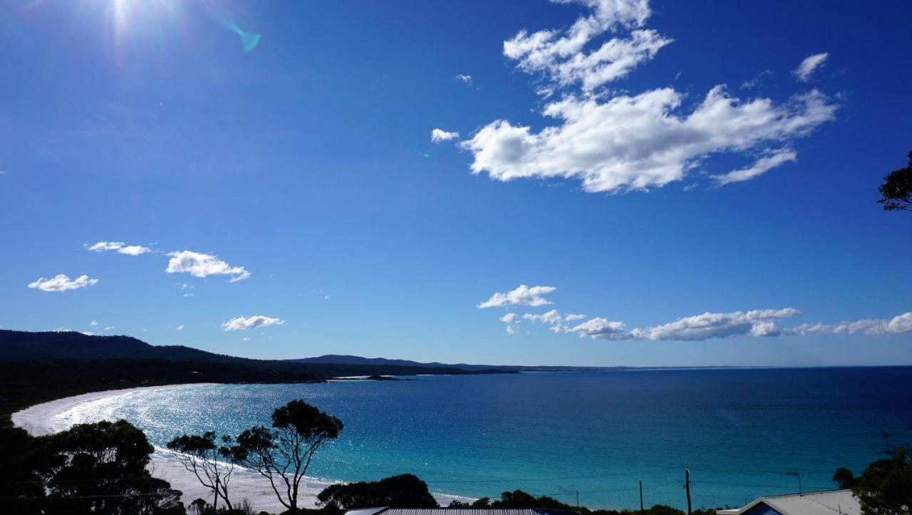 Sea Eagle Cottage Amazing Views Of Bay Of Fires Binalong Bay Exterior photo