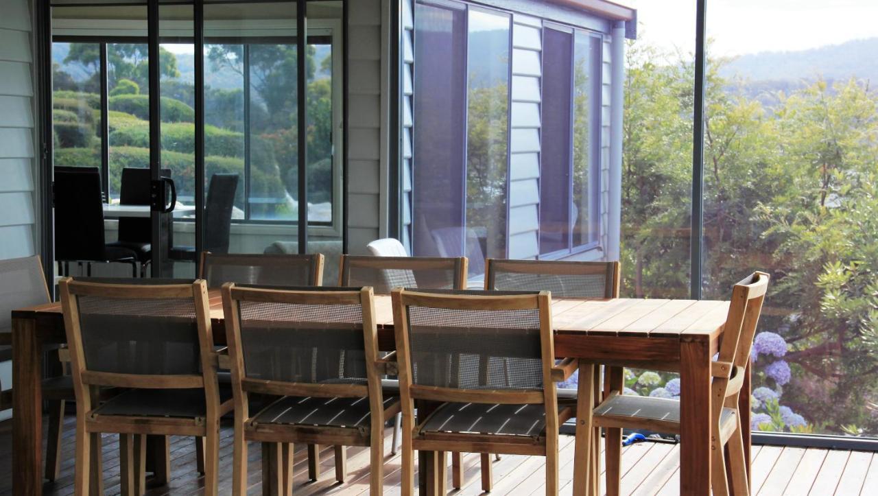 Sea Eagle Cottage Amazing Views Of Bay Of Fires Binalong Bay Exterior photo